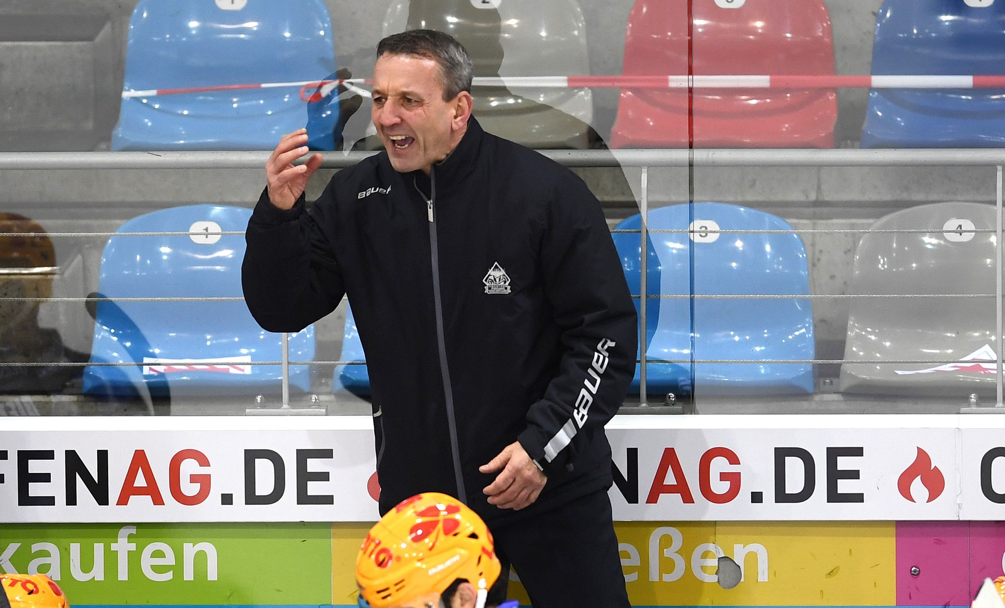 Bremerhaven und Mannheim gewinnen DEL-Topspiele