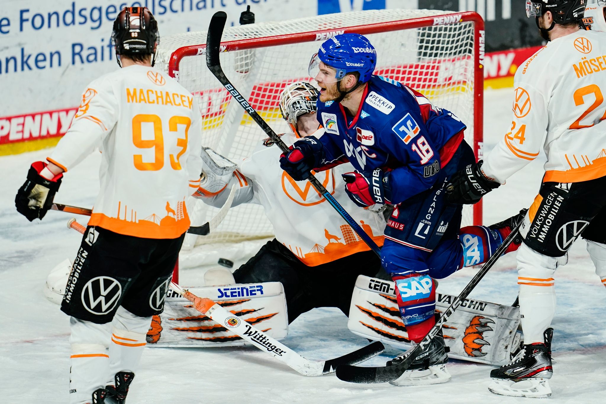 Adler Mannheim und ERC Ingolstadt vor Final-Einzug