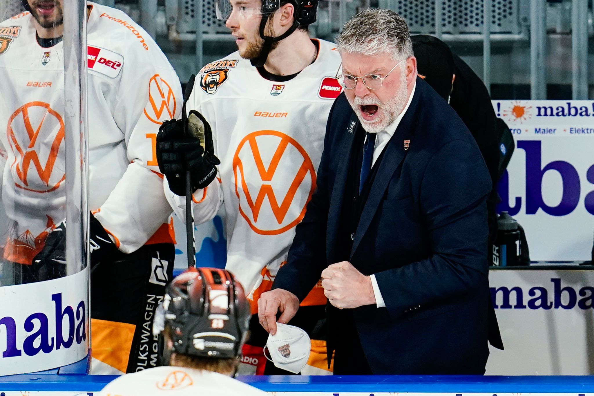 Ex-Bundestrainer Cortina mit Wolfsburg vor Meister-Coup