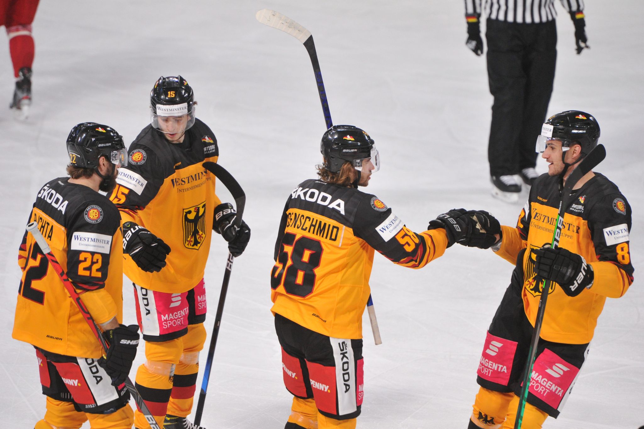 DEB-Team gewinnt ersten WM-Test