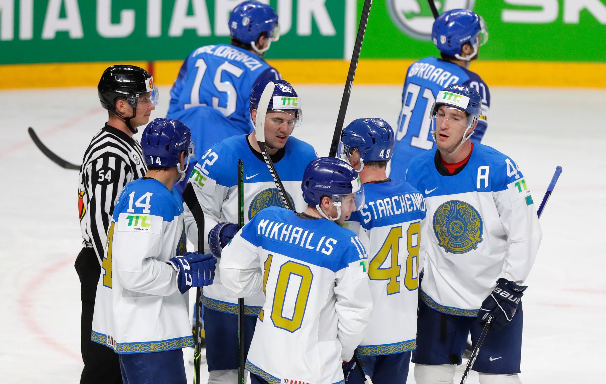 USA siegt vor Deutschland-Spiel – Kasachstan schlägt Italien