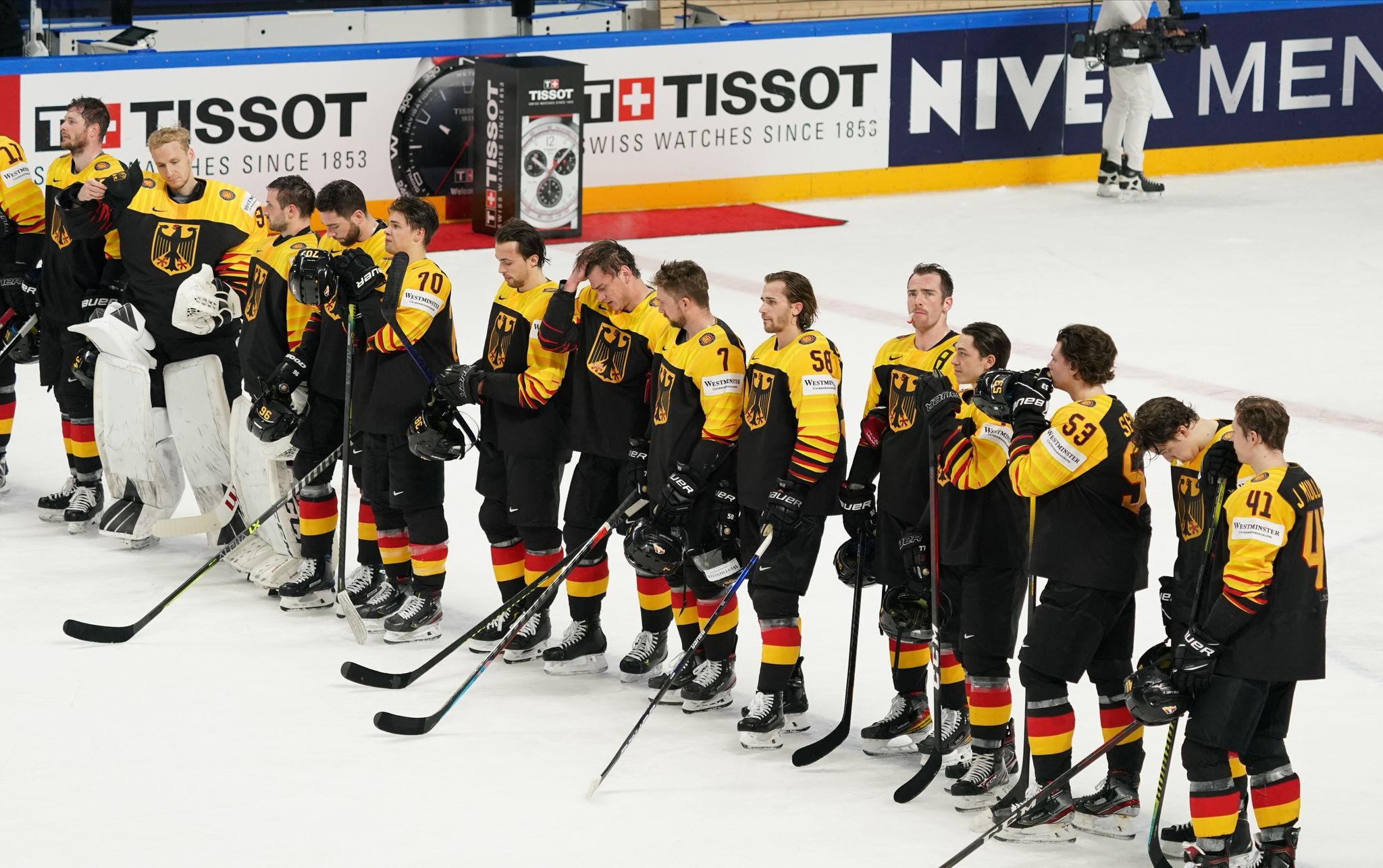 «Mehr drin» – DEB-Team hadert nach Niederlage gegen Finnland