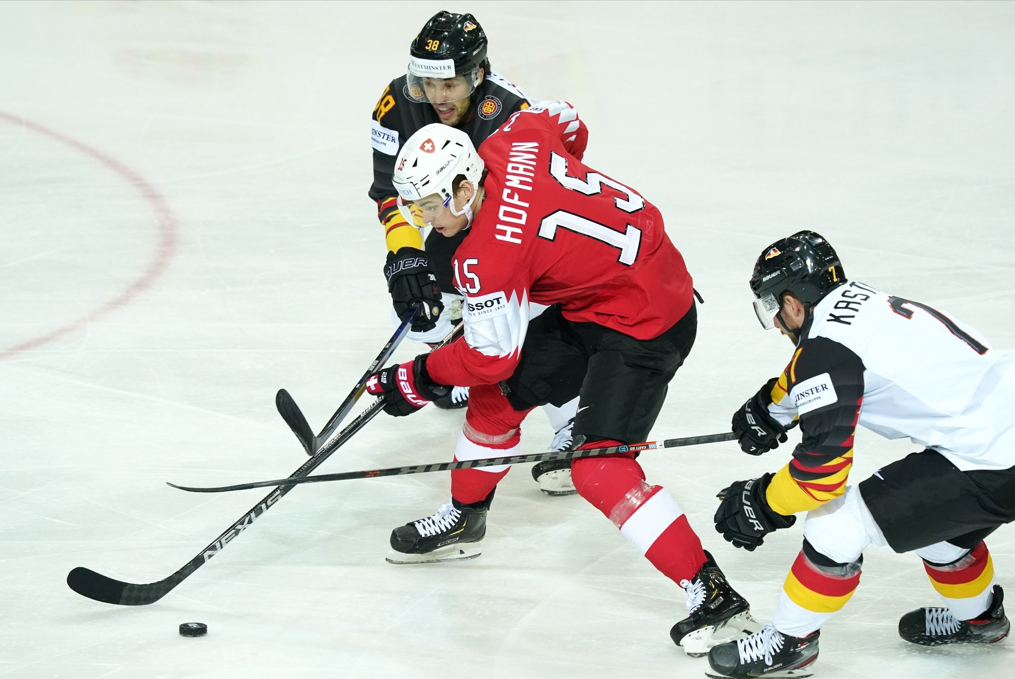 Mit Leidenschaft ins Halbfinale – DEB-Team besiegt Schweiz