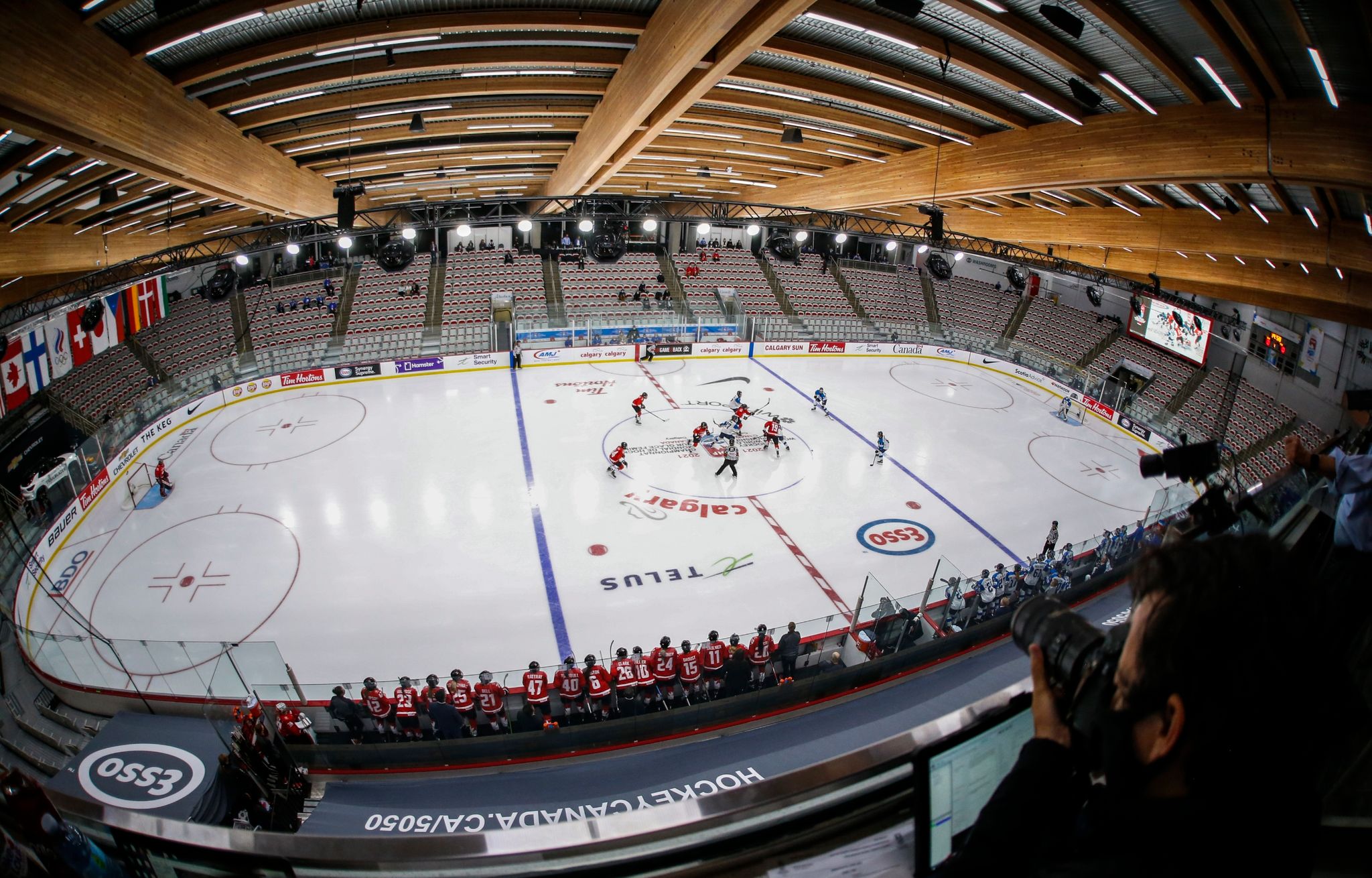 Deutsche Eishockey-Frauen bei WM mit erster Niederlage