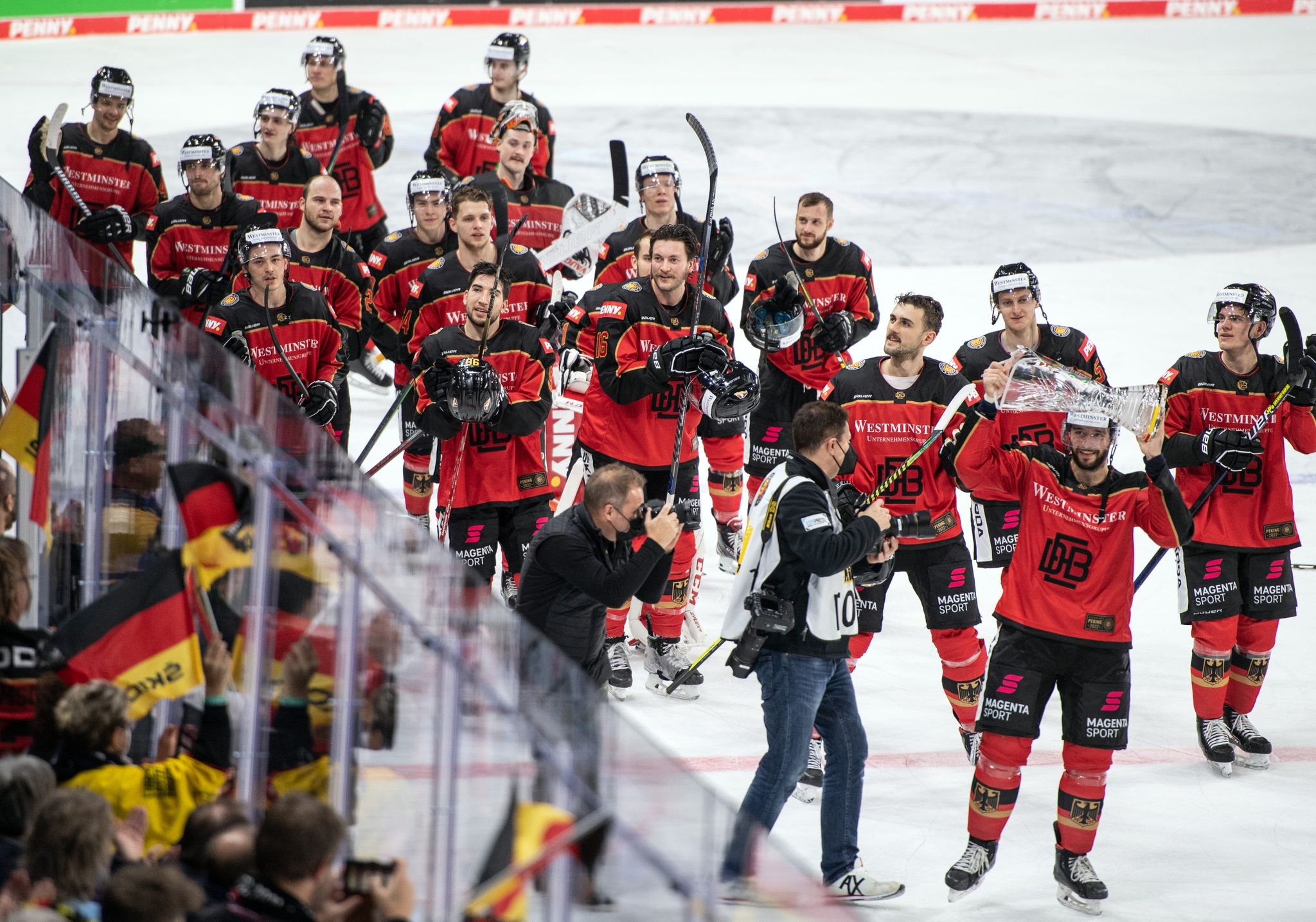 DEB-Team weckt mit Deutschland-Cup-Sieg Olympia-Vorfreude
