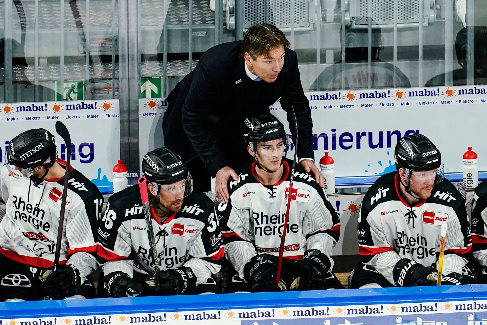 Kölner Haie gewinnen Geisterspiel in Augsburg