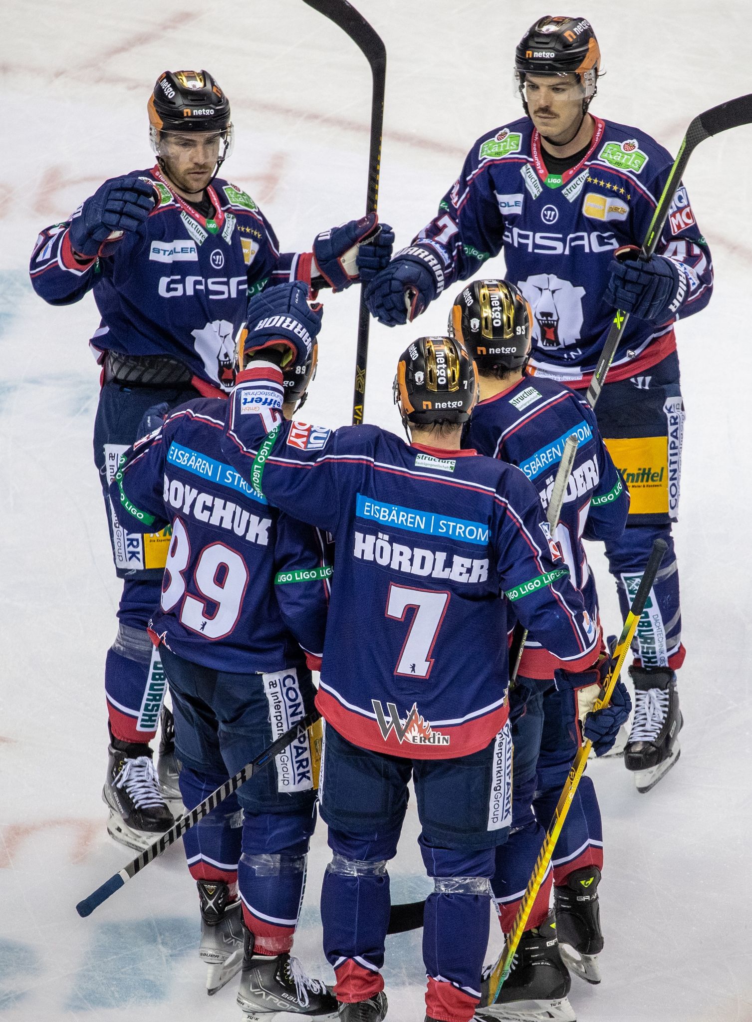 Spielfreie Eisbären Berlin rücken an Tabellenspitze der DEL