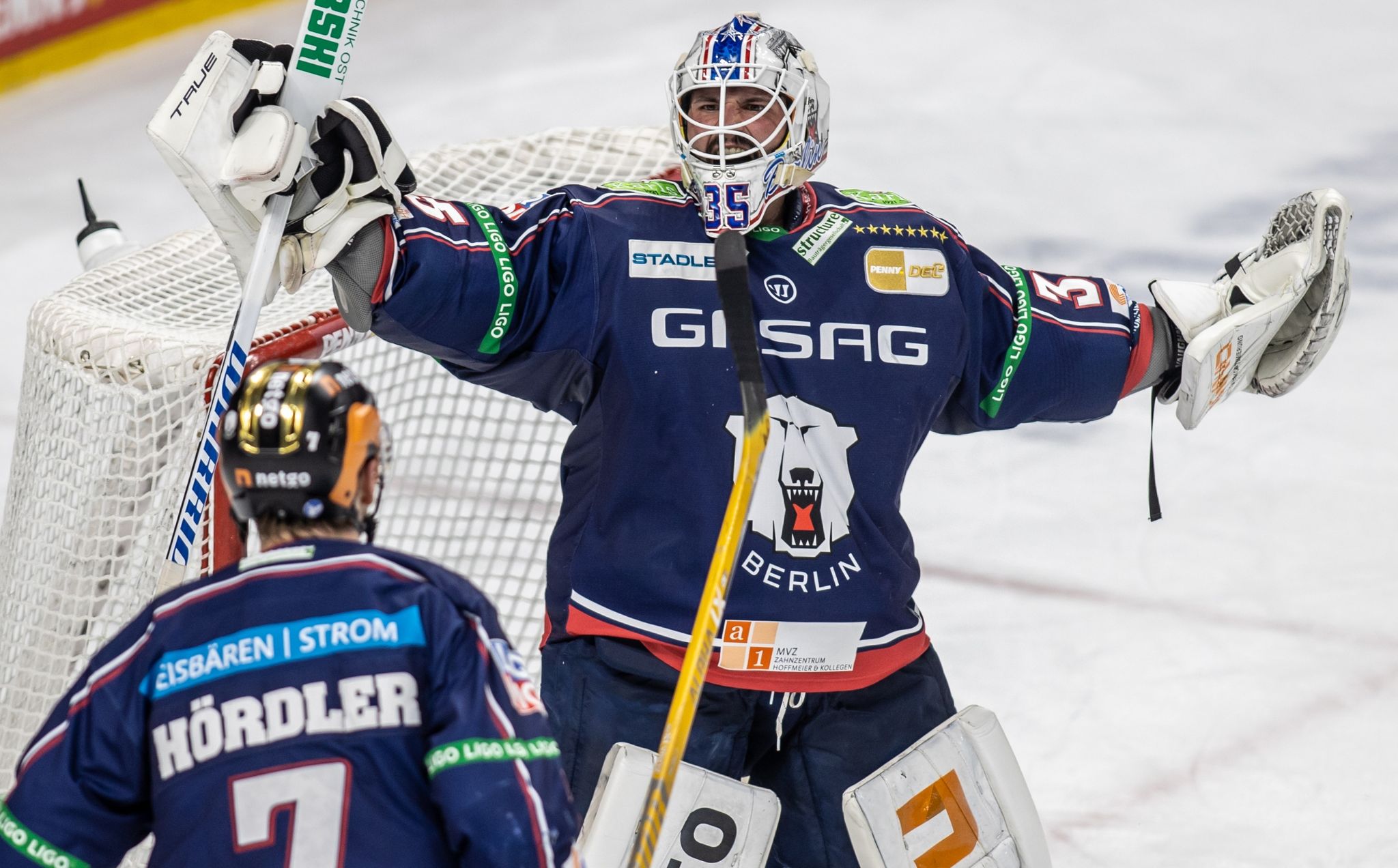 Vor Finale gegen München: Eisbären Berlin feiern nur kurz