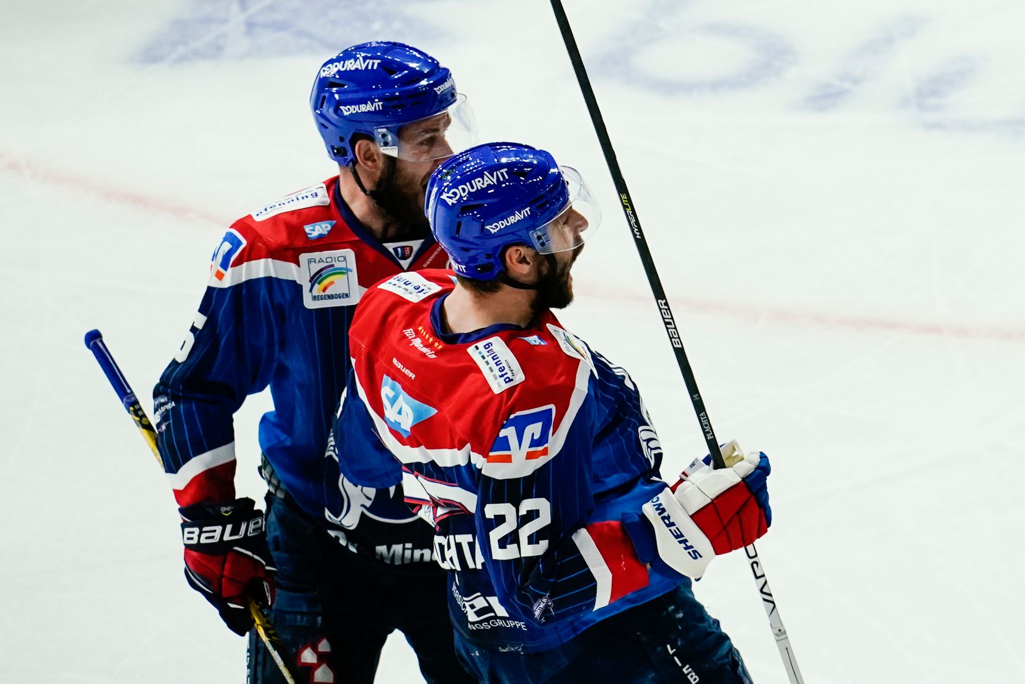 Topscorer Plachta verlängert bei Adler Mannheim