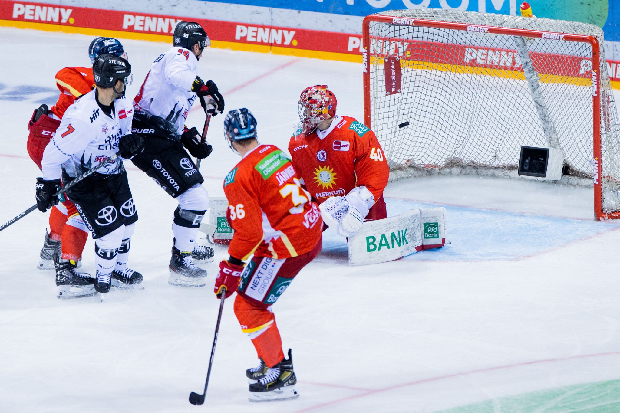Haie nach Aufholjagd Sieger im rheinischen Derby