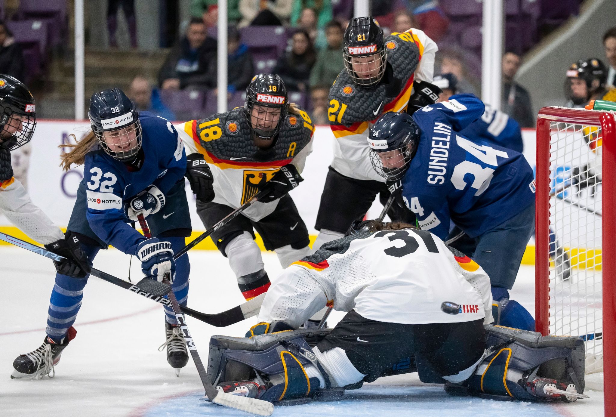 DEB-Team unterliegt Finnland – USA stellen Rekord auf