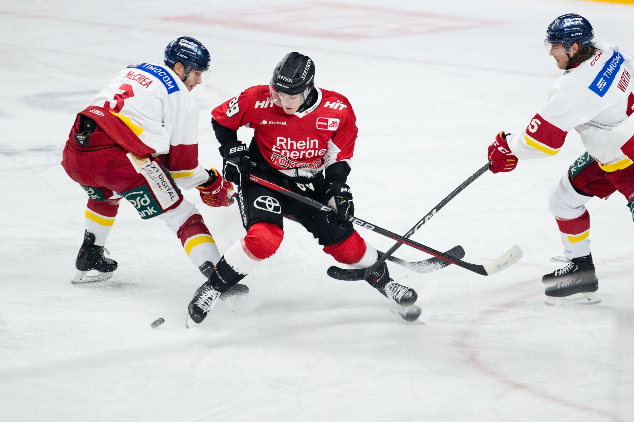 Erster Derbysieg der Saison: Kölner Haie bremsen DEG aus