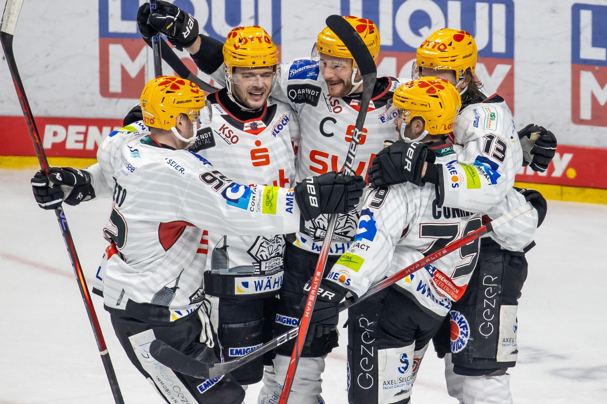 Bremerhaven gewinnt Hauptrunden-Titel in der DEL