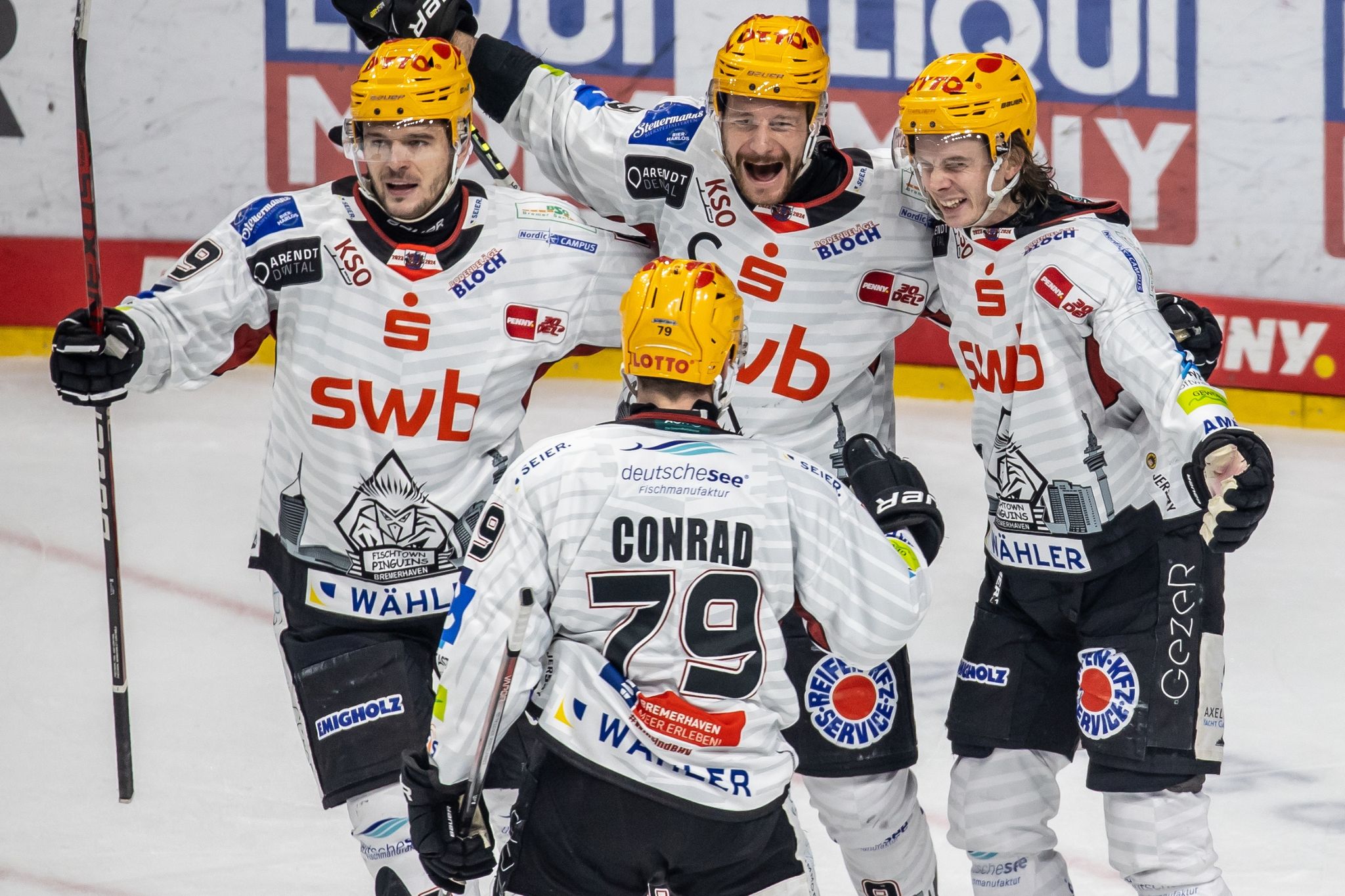Bremerhaven mit Traumstart im Halbfinale: 3:0 gegen München