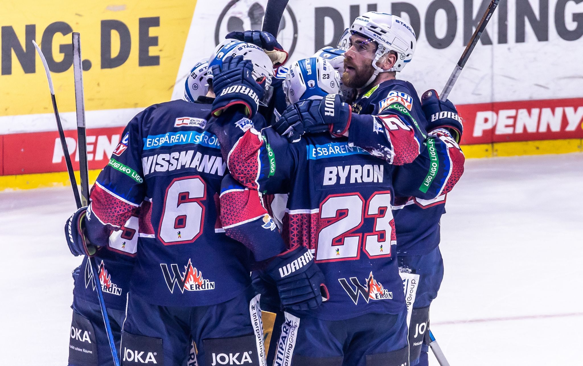 Eisbären gleichen hochklassige DEL-Finalserie aus