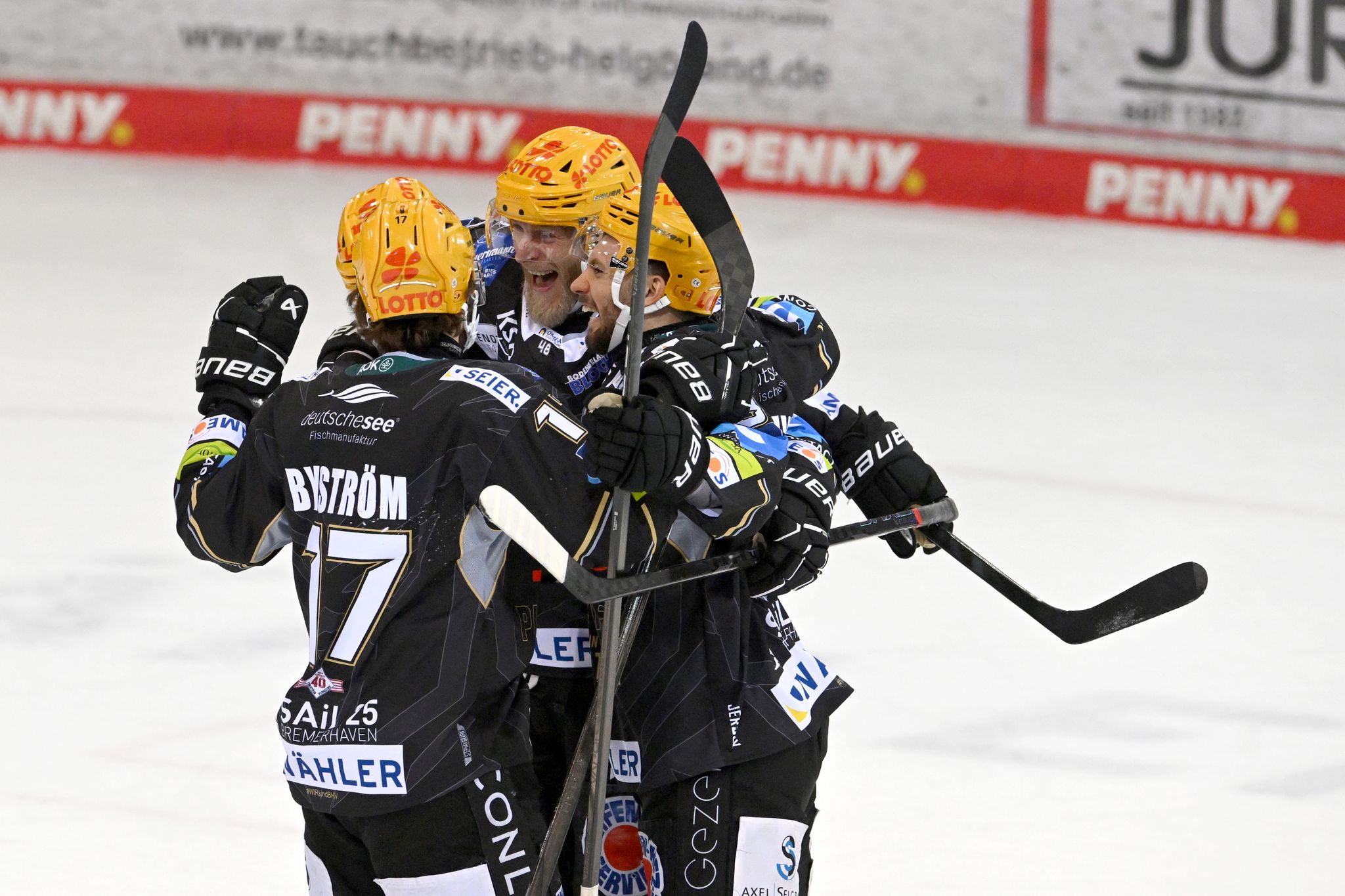 Kölner Haie zittern ums DEL-Halbfinale – Ingolstadt führt