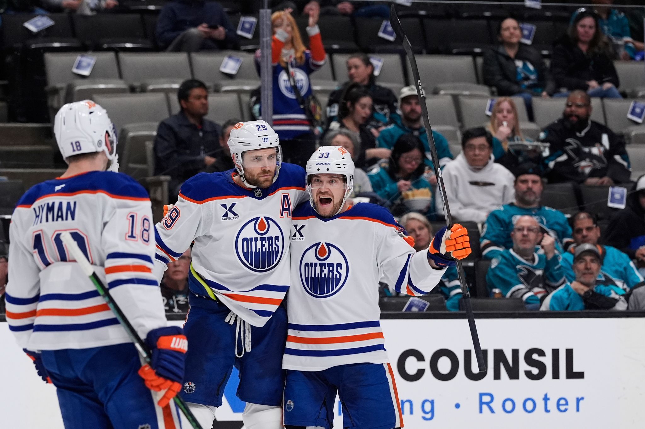 NHL-Toptorjäger Draisaitl verletzt: Vorzeitig vom Eis