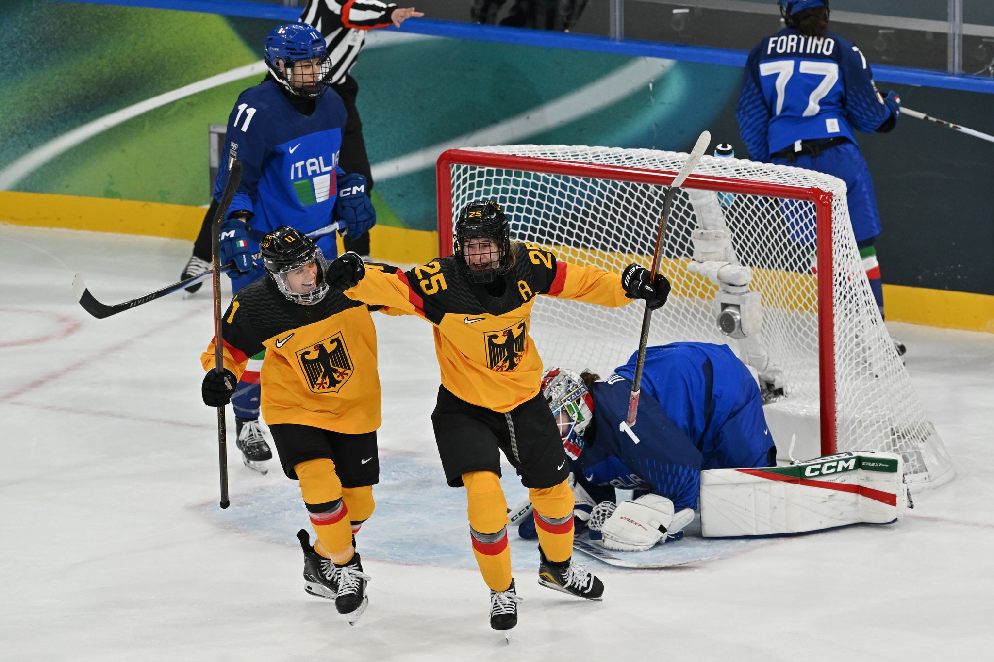 Kluge glänzt – Eishockey-Frauen hoffen auf Olympia-Coup