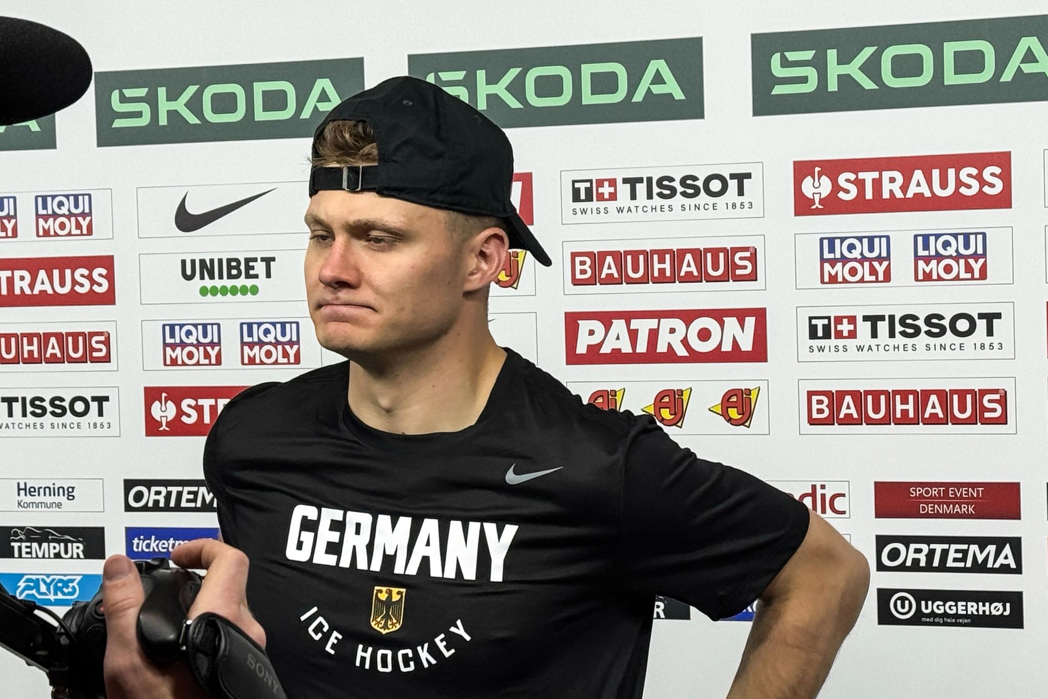 NHL-Profis in Mailand eingetroffen – Stützle: «surreal»