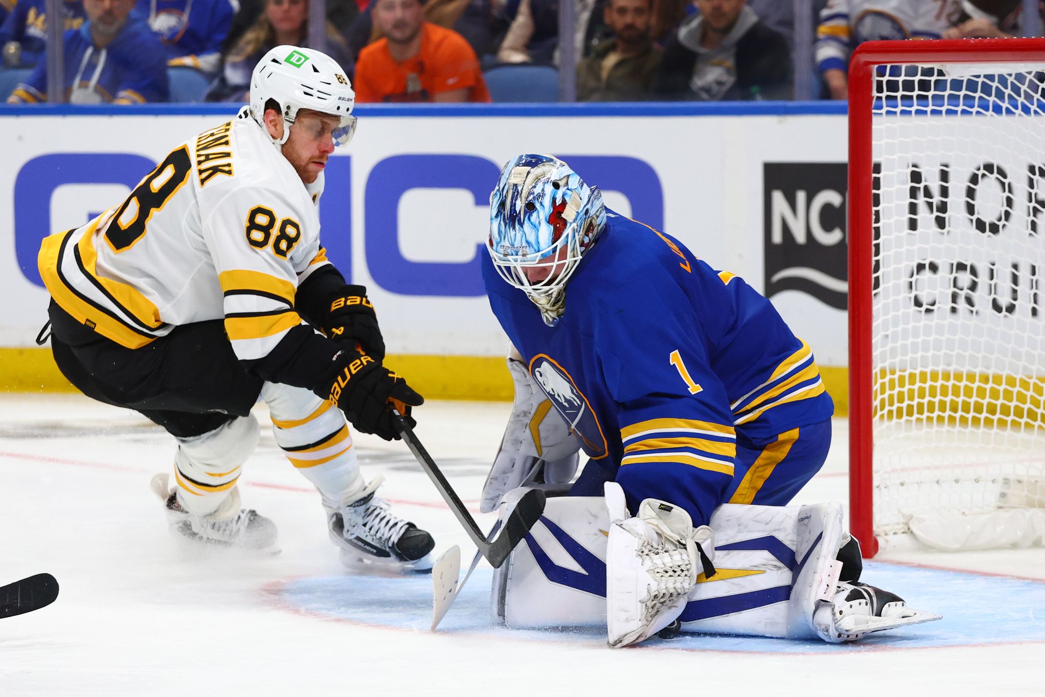 Sturm frustriert: Boston verschenkt Playoff-Startsieg in NHL