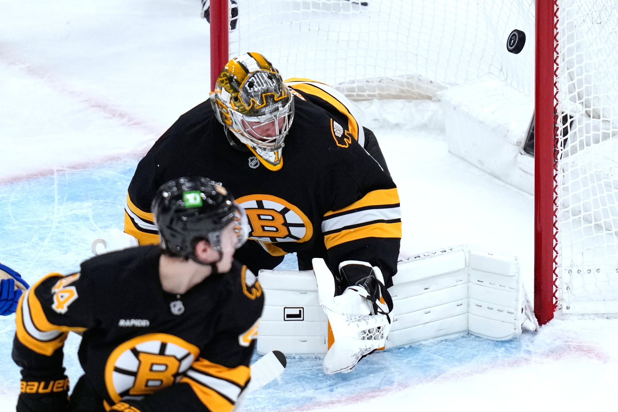 Sturm und Stützle verlieren in NHL-Playoffs