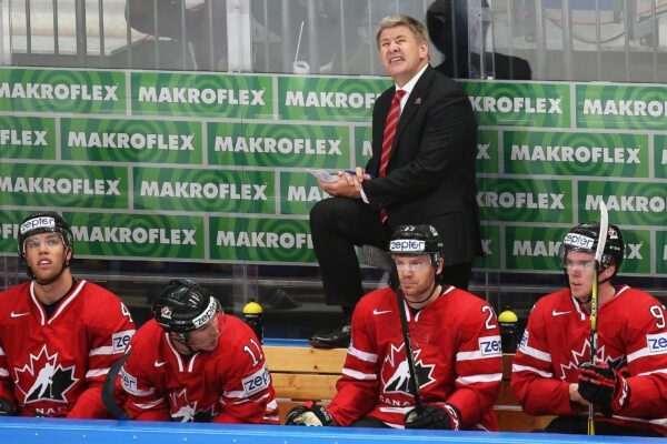 In Klinik: Augsburger Eishockey-Trainer schwer erkrankt